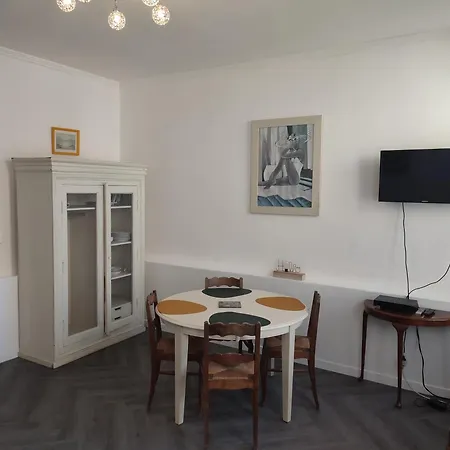 Gite Le Prieur E - Coeur De Bourg - Maison 48 M2 Creully sur Seulles Exterior photo